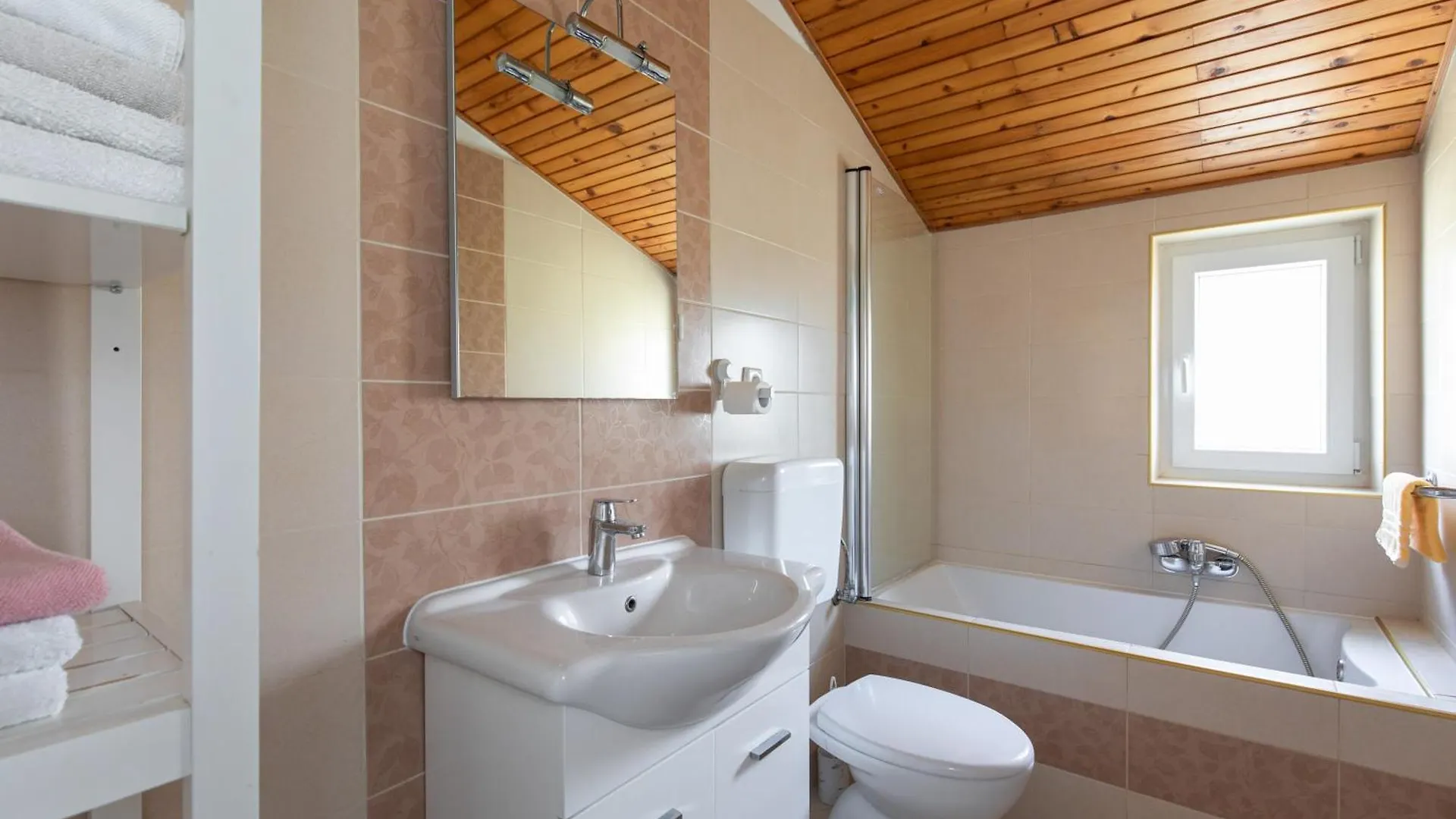 Apartments Ivanka Dujmovic Baška 0*,
